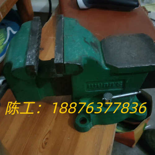 美国进口3寸台虎钳，二手闲置，状态如图，成色八色议价