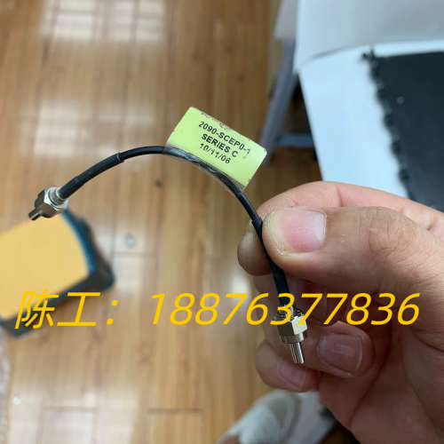 2090-SCEP0-1  A-B模块线缆！原装线缆99新需议价