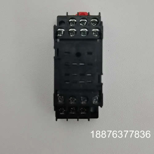 RXZE1M4C   全新未使用，成色如图。