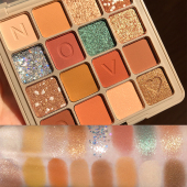 novo十六色眼影盘ins超火闪粉珠光防水大地色平价小众学生品牌