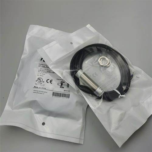 LR18XCN08LUM-3M 电压模拟量接近开关 1-8m