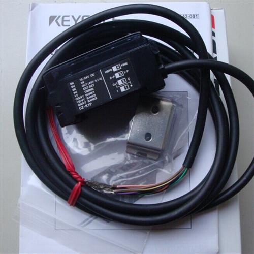 日本基恩士KEYENCE 光纤传感器CZ-V1新原装正品 假一赔十现货