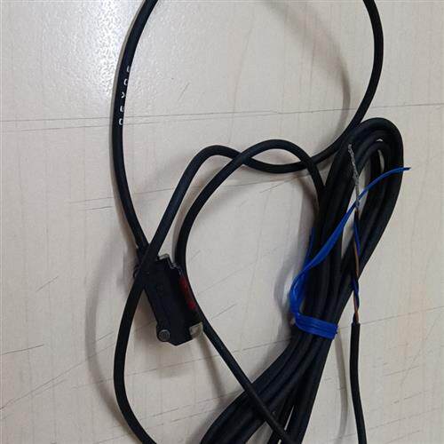 欧姆龙OMRON光电传感器E3T-SL13 全新原装正品无包