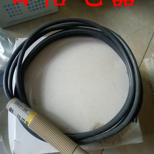 电容式开关E2K-X8ME1 E2K-X15ME1 X15ME2 E2K-X4ME1 X4ME2