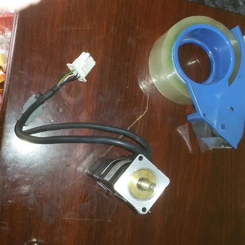 全新伺服电机SGMJV-01ADE6E原装正品现货当天发货包邮议价