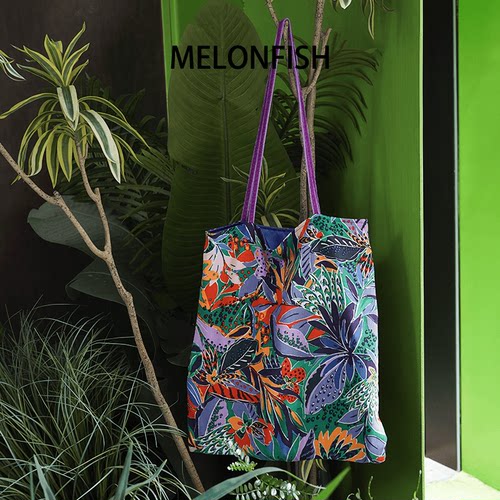 MELONFISH秋新韩国进口彩色涂鸦花卉彩绘全棉印花时尚面料帆布包