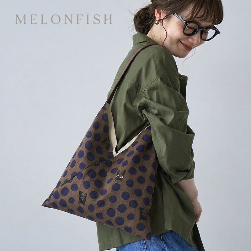 【波点猫咪】MELONFISH秋冬新品古家悦子日本名师布三角包单肩包S,箱包皮具/热销女包/男包,时尚帆布包,淘宝优惠券,粉丝福利购,淘宝优惠卷