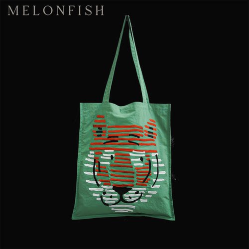 Melonfish艺术家刺绣尼龙电脑包