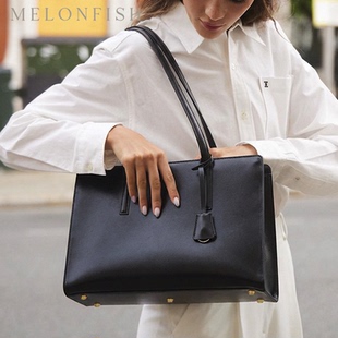 Melonfish高级感律师真皮托特女通勤大容量电脑包单肩包简约百搭