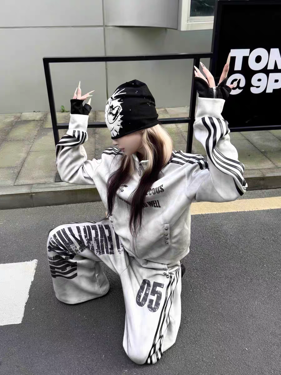 潮牌25 AW*原创小众水洗喷脏做旧骷髅05休闲街头立领外套夹克男女 - 实物图