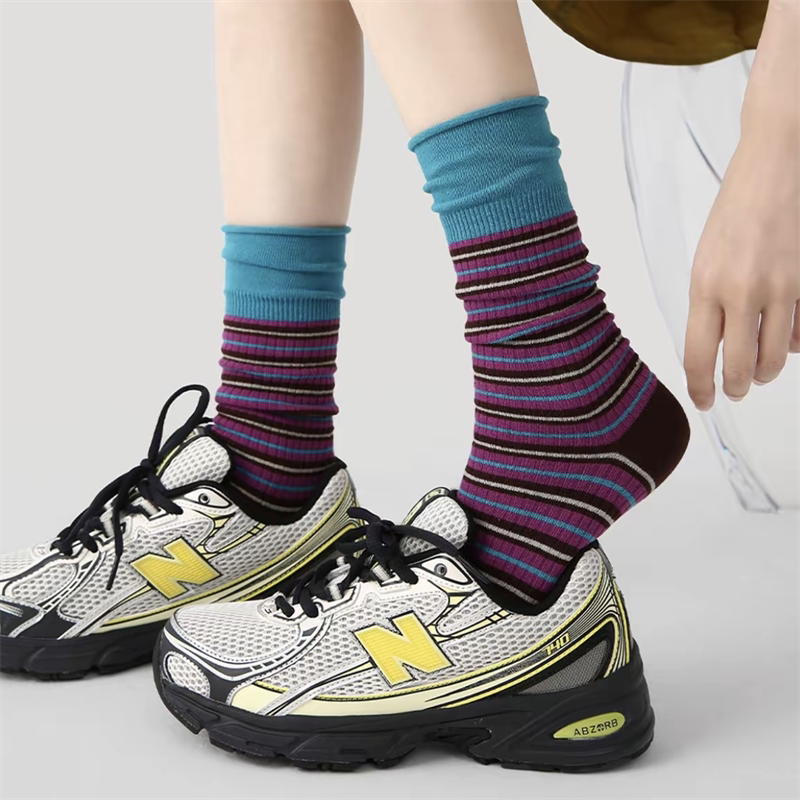 文艺复兴秋冬撞色条纹中筒袜子男女流光风复古时尚搭配纯棉堆堆袜