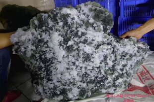 萤石Fluorite + 水晶 精品矿物晶体矿物标本矿石原石宝石观赏石
