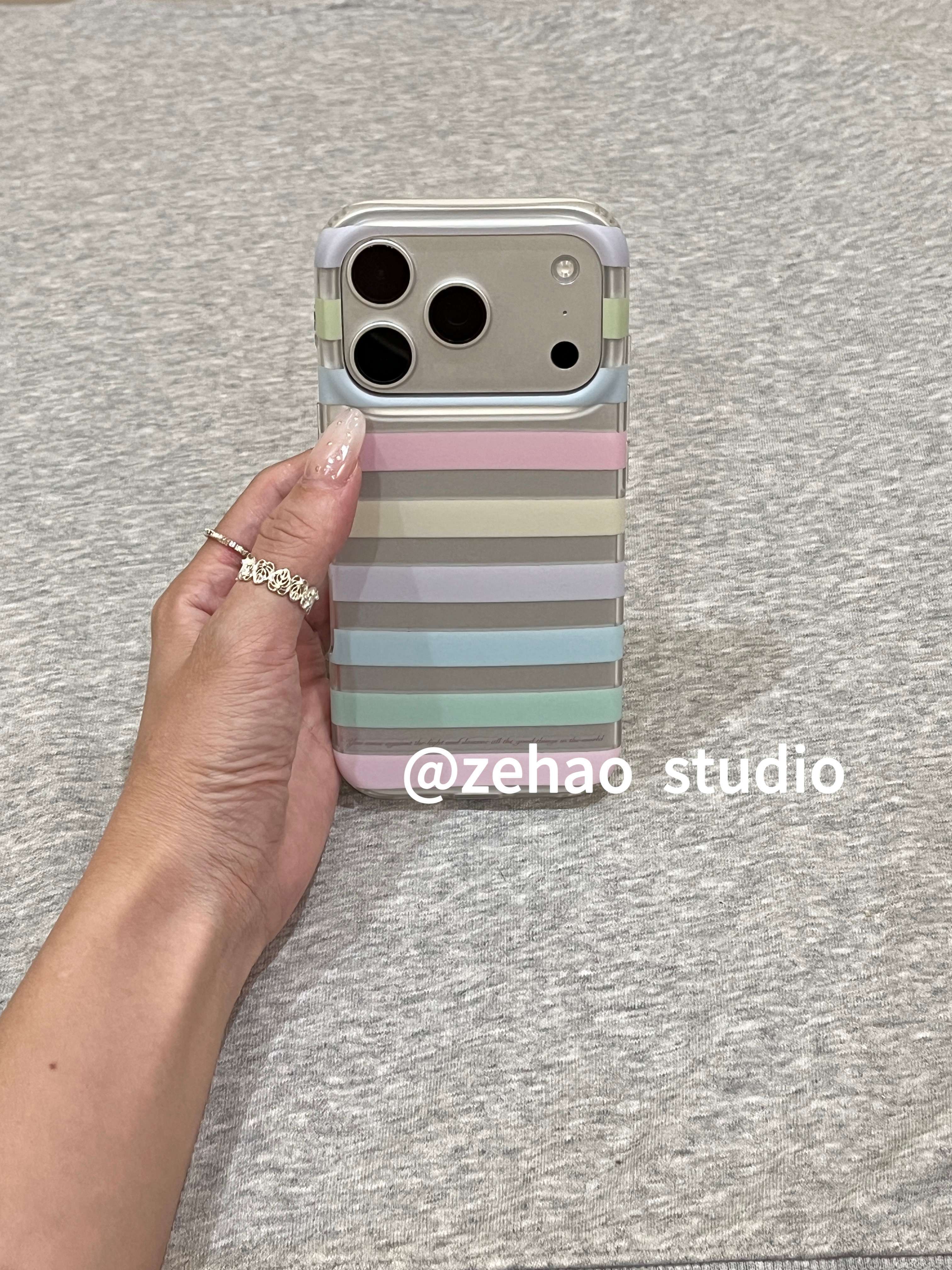 西多士极简银底彩条纹英文适用苹果17pro双层iphone16磨砂15可爱手机壳