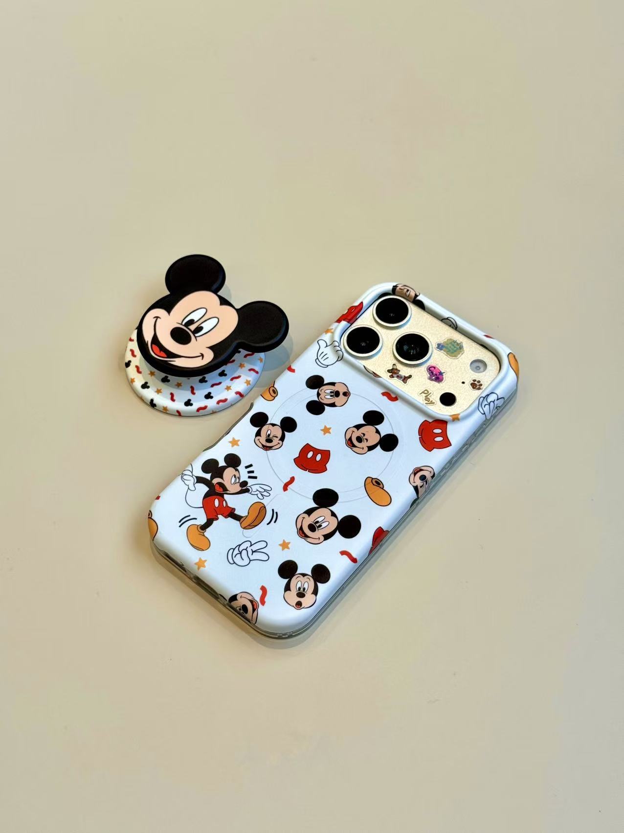 西多士适用于iphone17promax手机壳搞怪童趣16pm米奇表情衣服手套比耶15