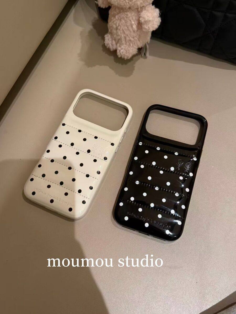 西多士高级感羽绒服皮质波点适用于iphone17promax苹果16pro防摔15