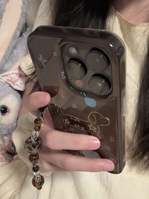 西多士棕色极光黄线条腊肠狗手绳适用苹果1716promax手机壳iphone1514