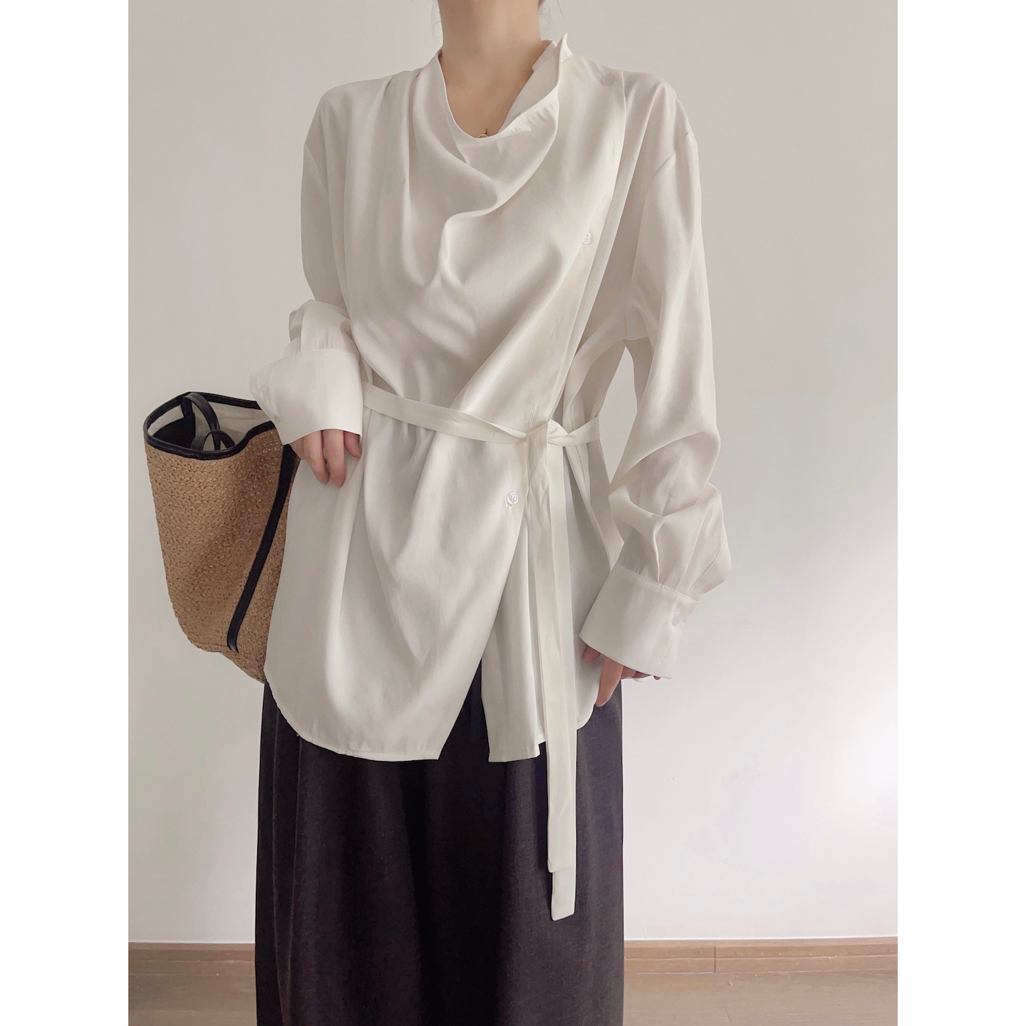 FlowGaGa不对称荡领斜门襟衬衫