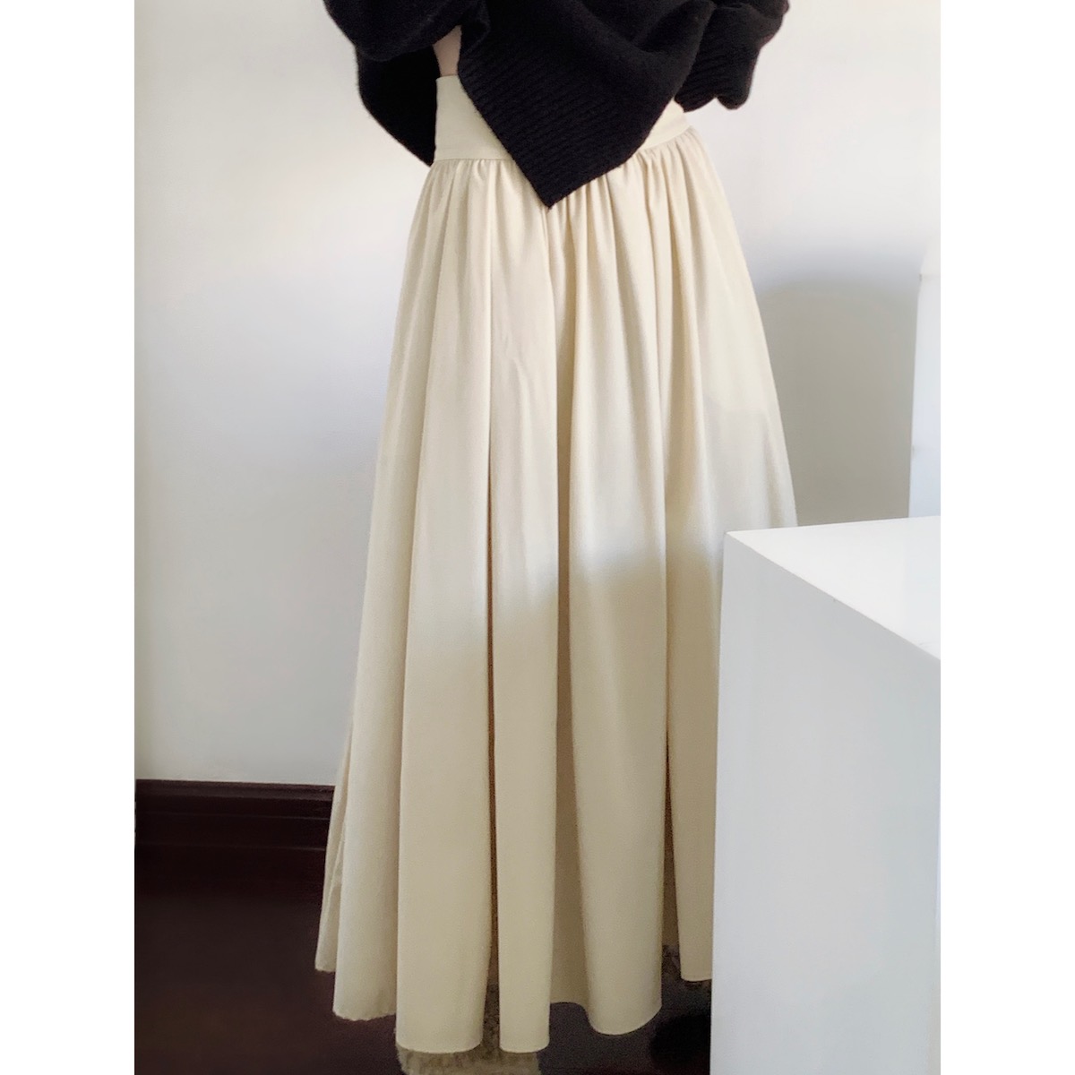 重工设计自带柔光高腰压褶半身裙