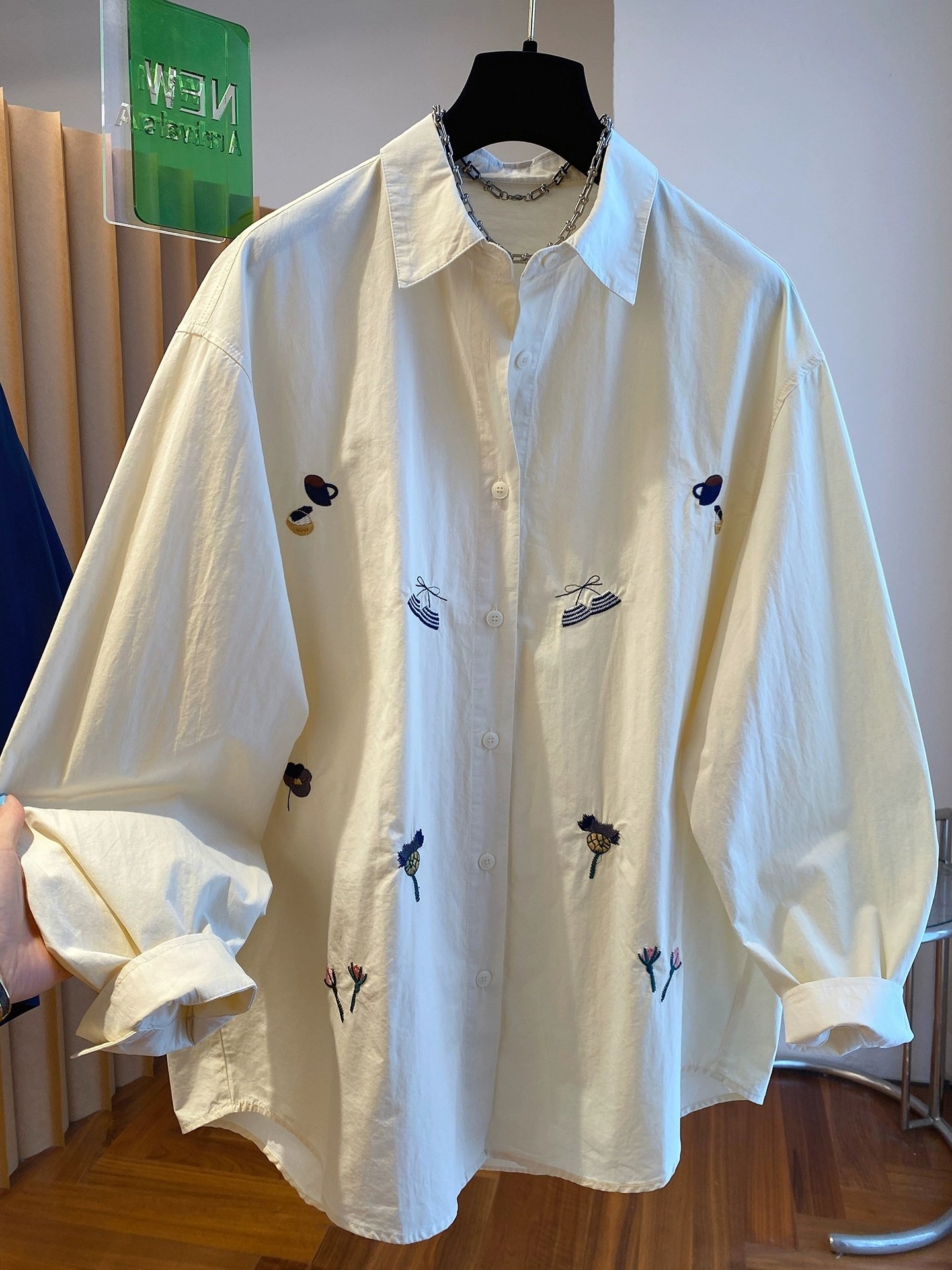 thumbnail for Fat MM plus size 240 pounds high-end fashion embroidery long-sleeved shirt women's spring and autumn loose large version slimming T-shirt top