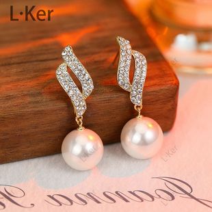 高级珍珠女士时尚 珠光宝气耳钉法式 2025经典 耳环1541 掌上明珠