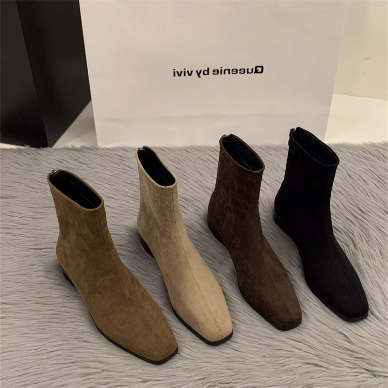 轻奢风绒面低跟短靴女秋冬2024年新款方头复古小众设计感时装裸靴,女鞋,时装靴,淘宝优惠券,粉丝福利购,淘宝优惠卷