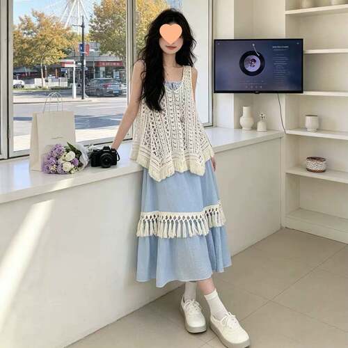 时尚慵懒风无袖镂空背心上衣女夏季海边度假风流苏吊带裙两件套装