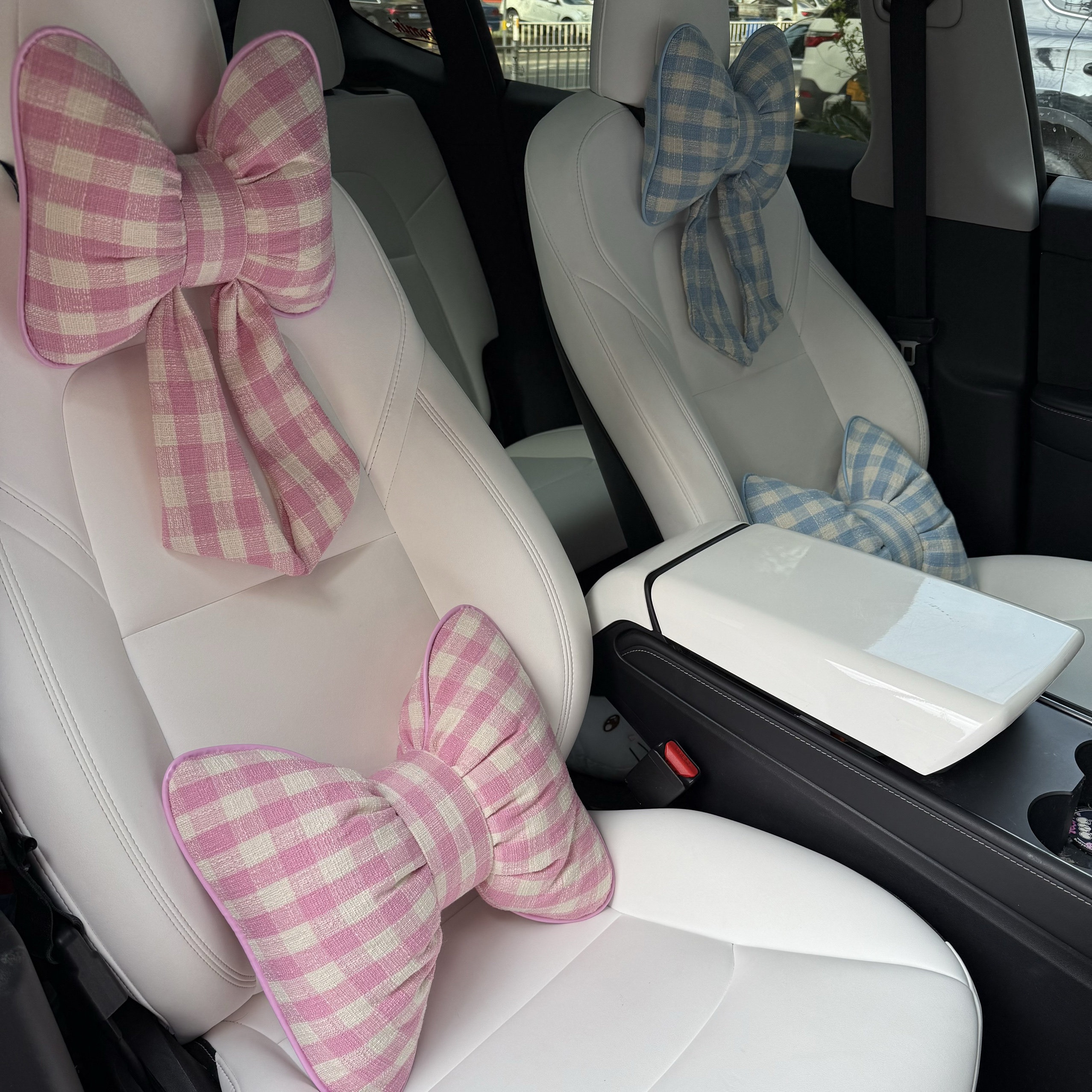 汽车头枕护颈枕蝴蝶结车用靠枕四季通用车载座椅枕头腰靠女神礼物