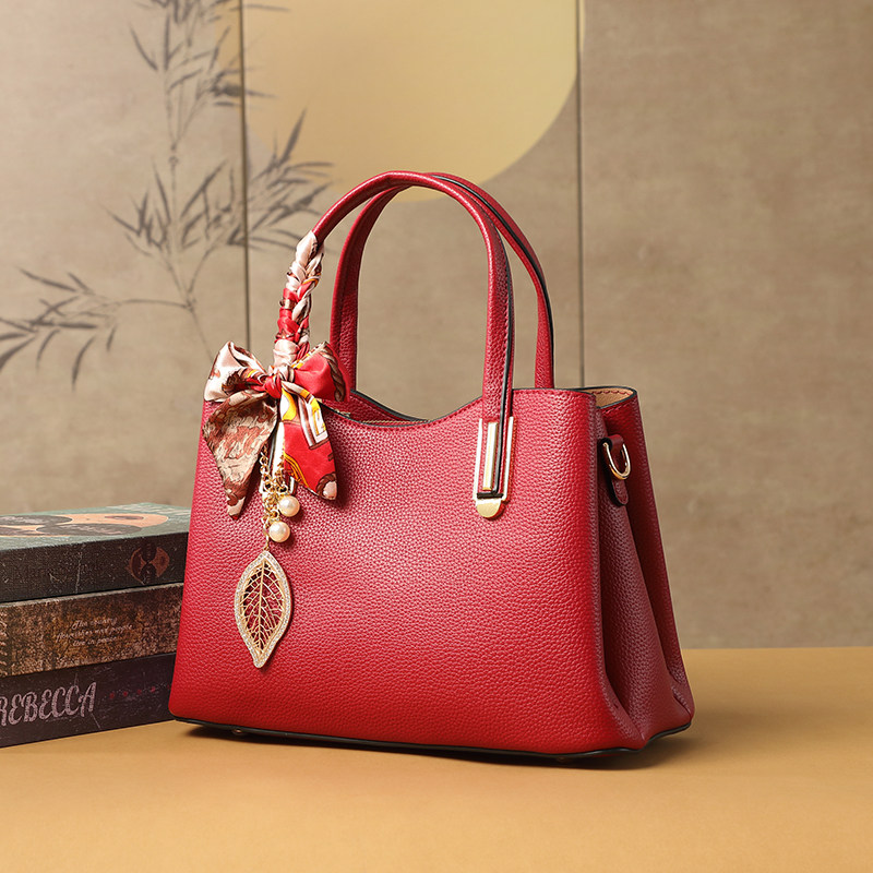 红色包包女轻奢大气喜婆婆婚宴包妈妈款手提包通勤斜挎新娘包礼物