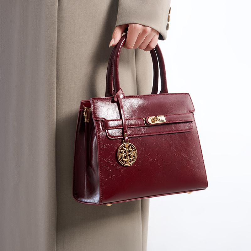 厂家直销免费试用真皮质感手提包