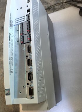 溢价-伦茨9300系列驱动器EVS9322ES