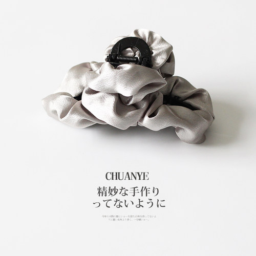 川野法式缎面褶皱发夹