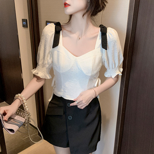 TR26242# 设计感上衣女短款夏季新款褶皱系带方领短袖小衫 服装批发女装服饰批发货源