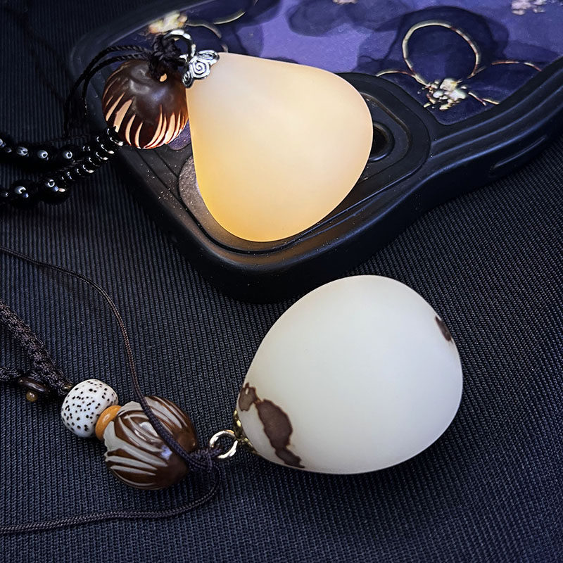 金包玉菩提果吊坠佛心果天然彩色老料原籽释迦菩提子空心手串老果