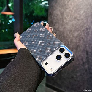 超薄凯夫拉碳纤维纹适用苹果17promax手机壳新款 内置磁吸充电iPhone16pm保护壳16pro金属按键镜框17air硬外壳