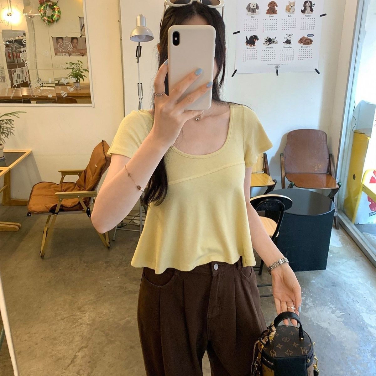 短袖T恤女宽松夏季新款荷叶边u领纯色显瘦设计感短款百搭上衣大码