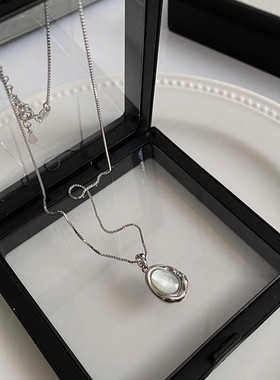 冰泉贝母项链女小众设计高级感气质轻奢蛇骨链精致毛衣链2025新款