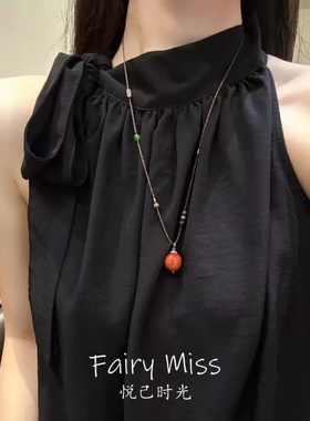 朱砂痣仿沉香可挂南红珠编绳项链