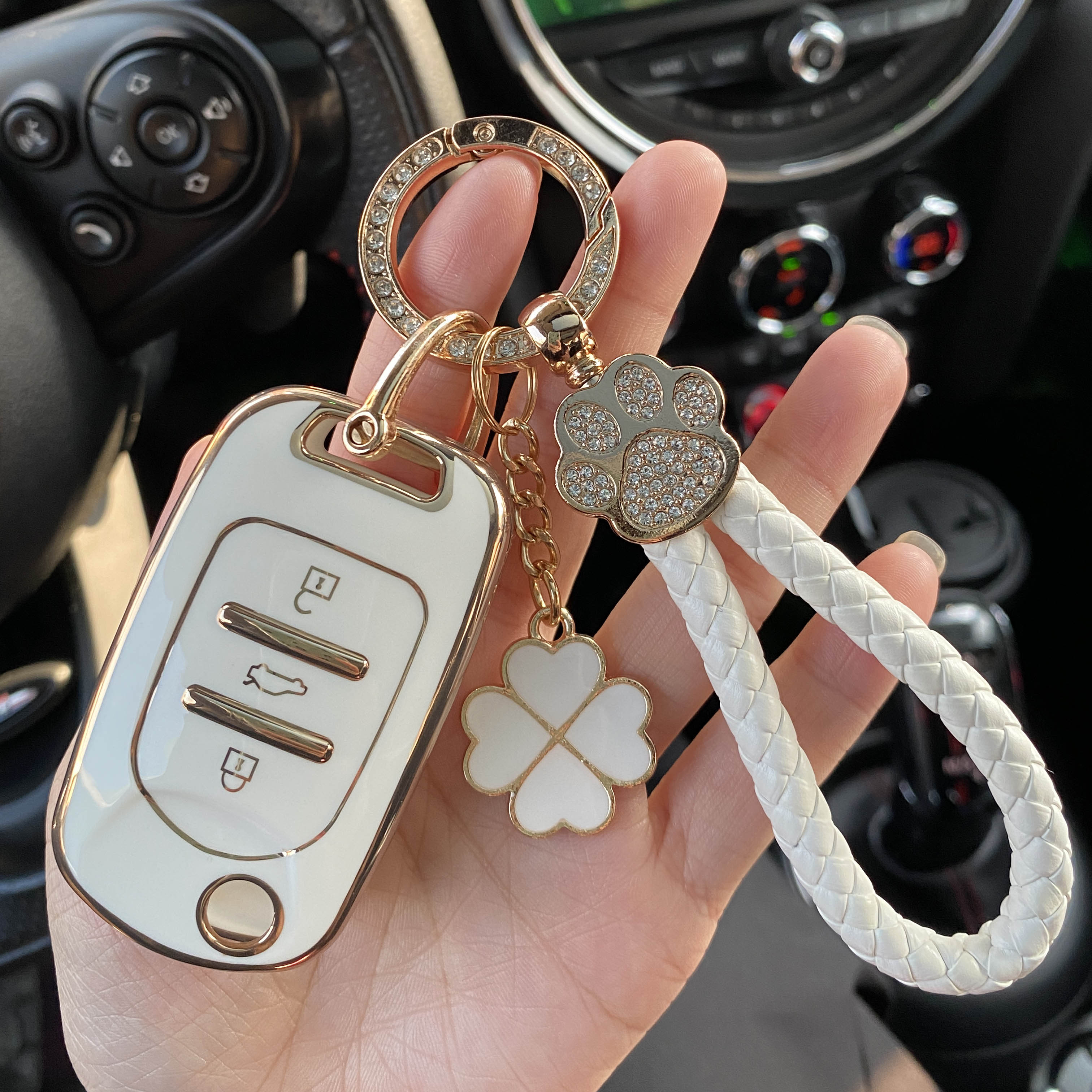 适用于2025款五菱宏光MINIEV马卡龙钥匙套24款折叠扣壳包男女新绳