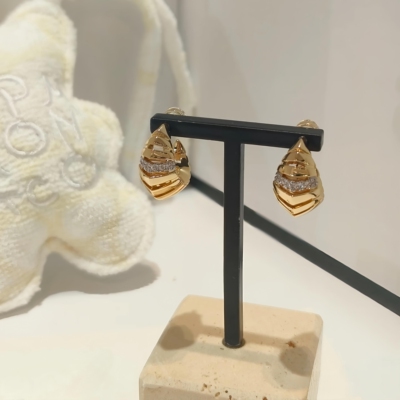 高级感轻奢耳饰女送女友生日礼物