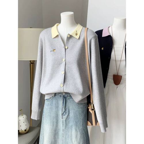 大码撞色翻领刺绣针织毛衣女秋冬