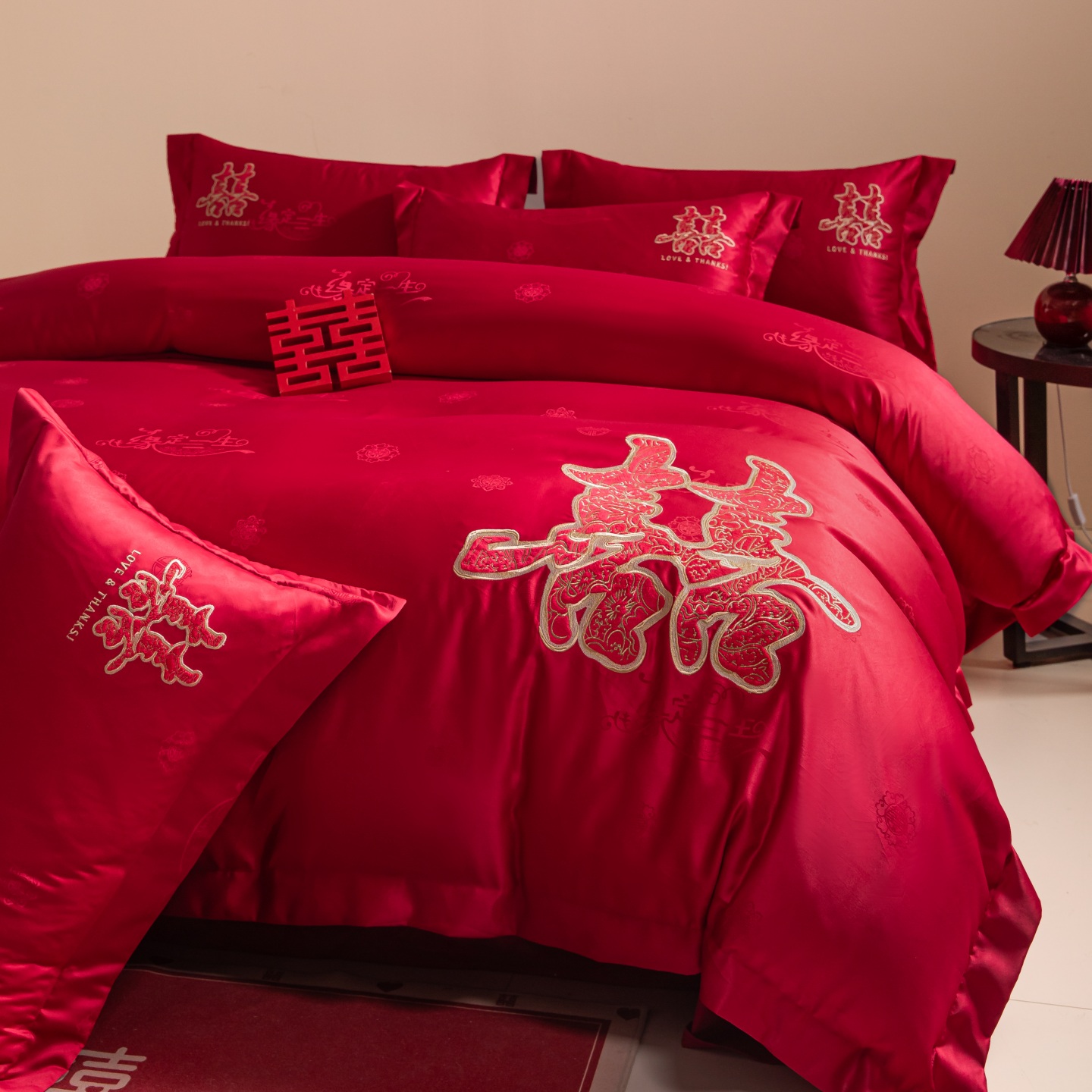 不掉色不起球高档刺绣结婚四件套