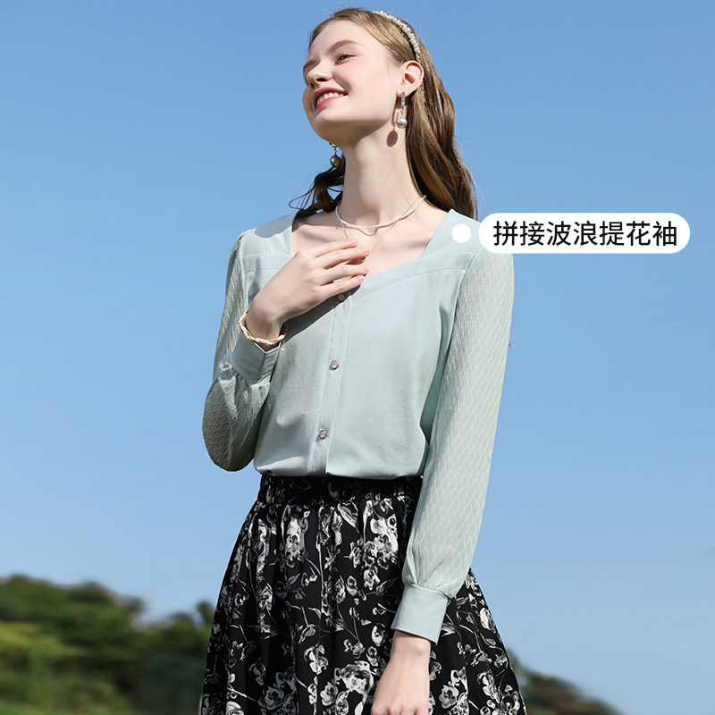 艾蓓怡蓝色长袖T恤女洋气小衫