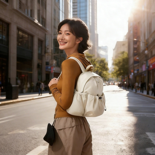 蕉下双肩背包女LC183旅游轻便高颜值防水通勤运动徒步小背包书包