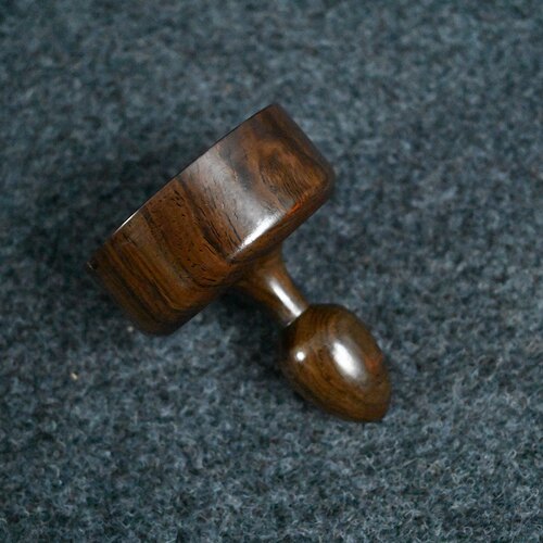 实木艺术品工艺品烟灰缸肛黑檀木一体成型