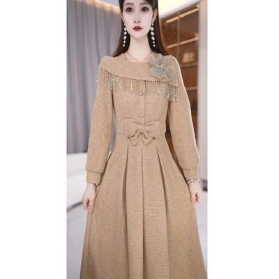 连衣裙2025新款今年流行爆款秋季气质显瘦时尚简约通勤中长款长袖