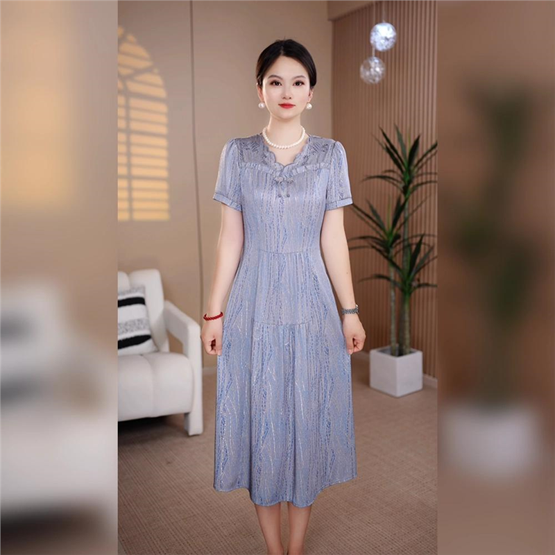 连衣裙2025新款今年流行爆款时尚百搭女士夏季女装遮肚子显瘦高级