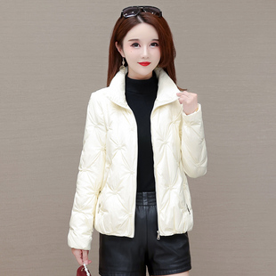 高端品牌小个子轻薄白色九江羽绒服女士短款冬季洋气妈妈嘉兴平湖