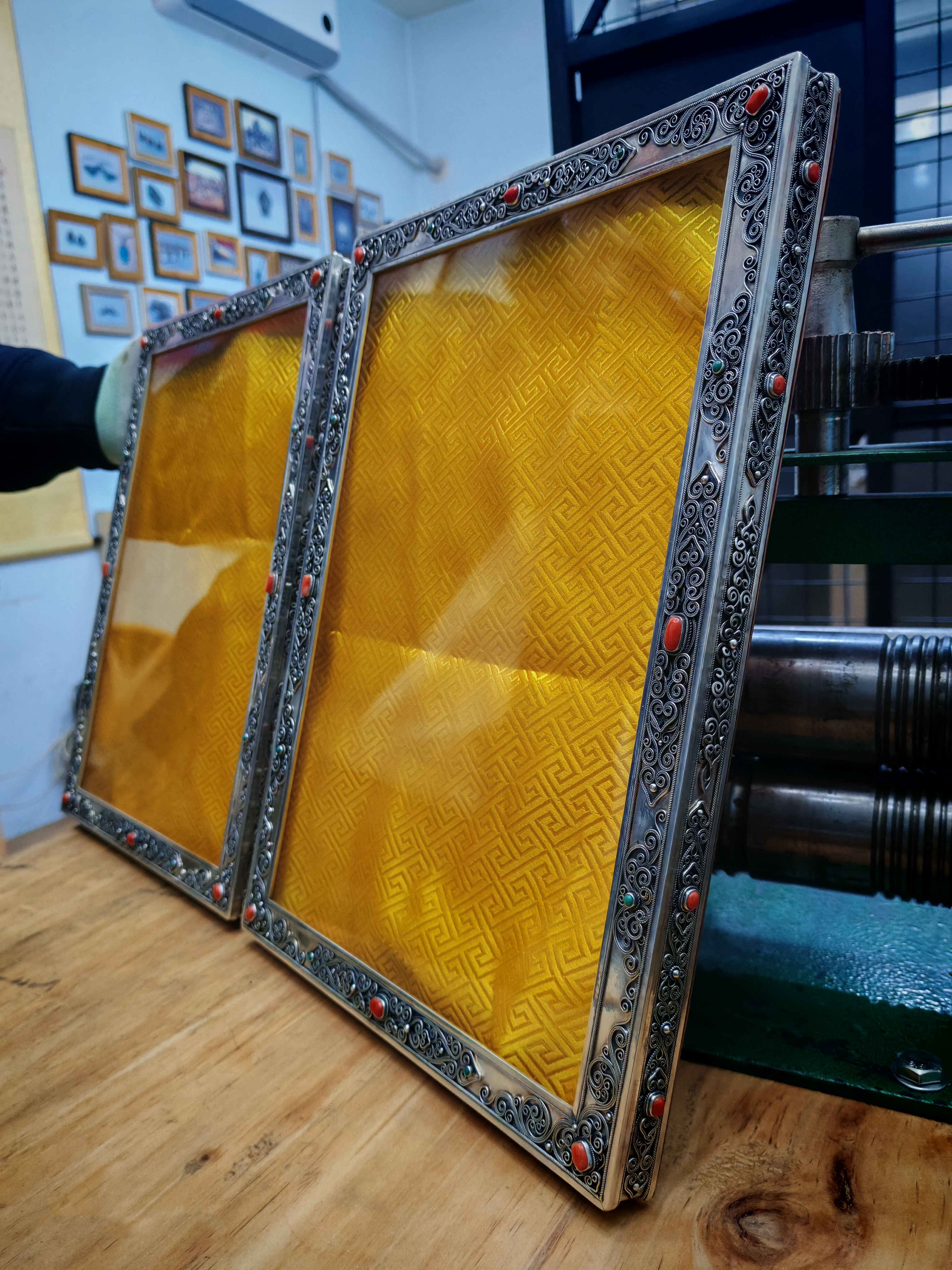 大尺寸唐卡盒定制款纯银材质蒙克手工银饰原创纯手工打造可以开合