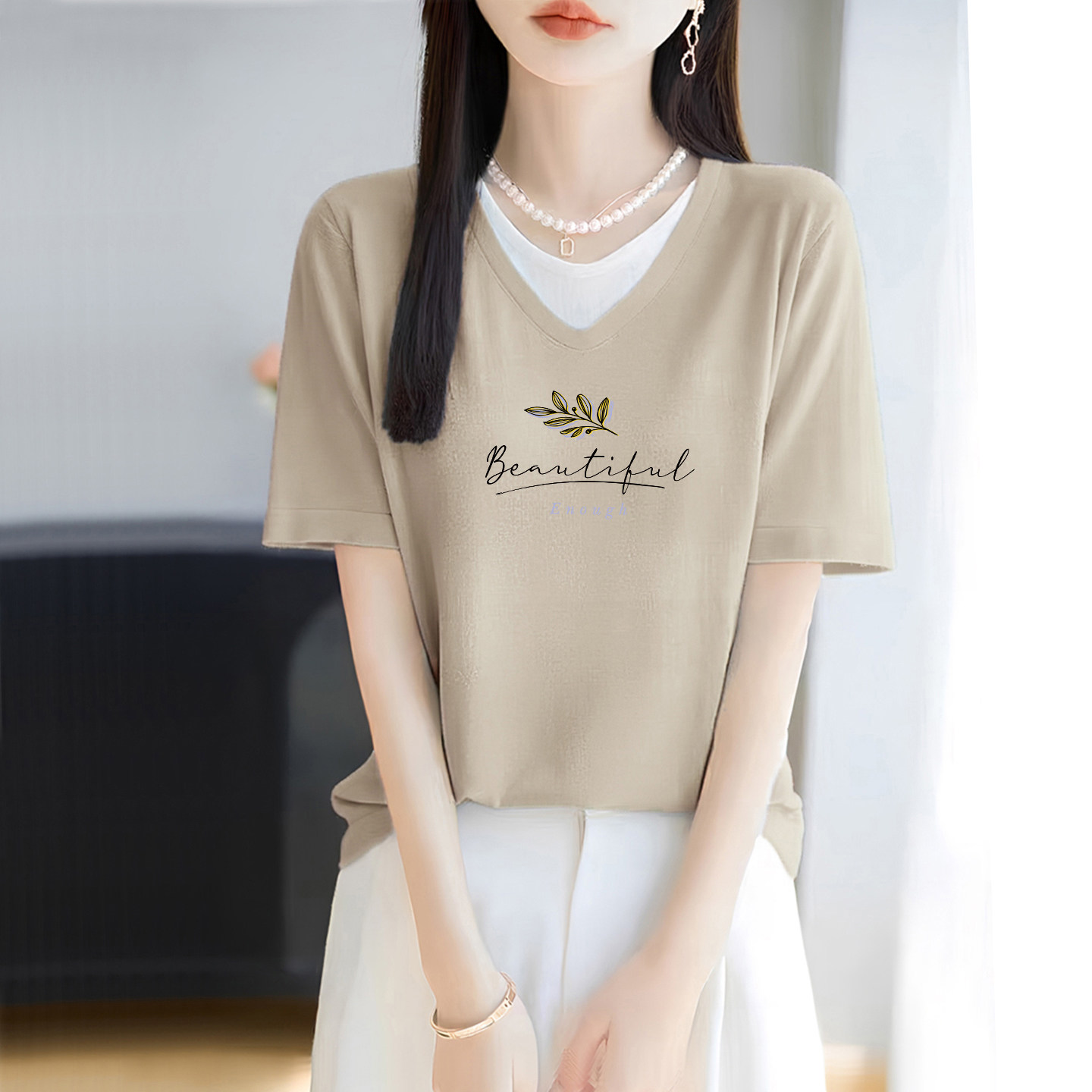 纯棉印花V领短袖t恤女