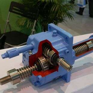 MA40C60日本MAKISHINKO牧新光蜗杆减速机MAKP125YU60